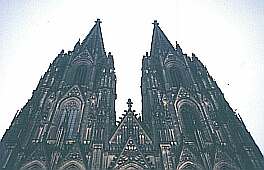 Klick: Die beiden Hauptt&uuml;rme 69kB