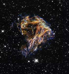 Die Materie des Überrestes der Supernova LMCN49 in der Großen Magellanschen Wolke
dient zum Aufbau neuer Sterngenerationen