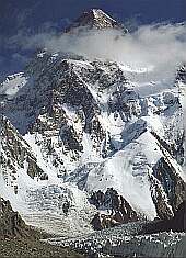 Klick: Bild 398kB: K2 8611m, Südseite