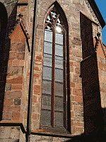Klick: Gotisches Chorfenster (Südosten) 323kB