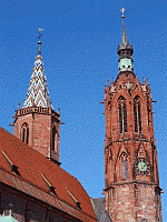 Klick: Türme an der Ostseite aus Südwest 228kB